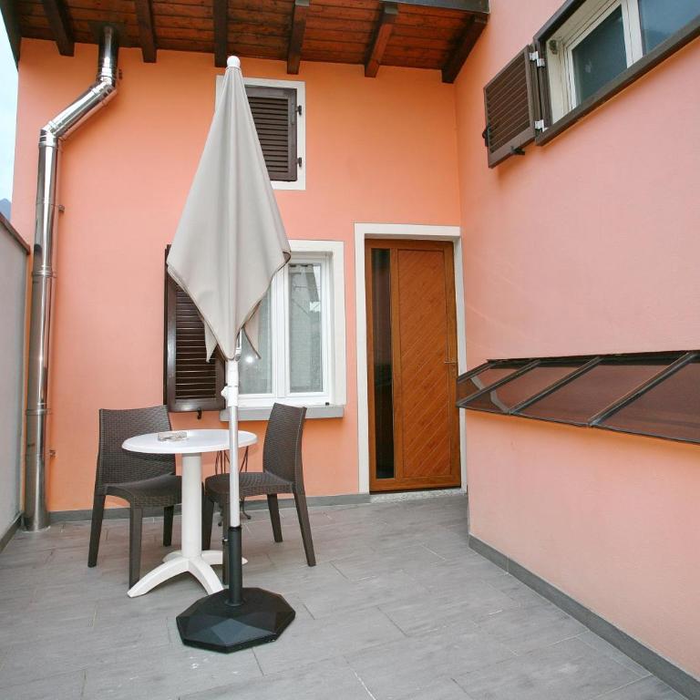 B&B 21 - Doppelzimmer mit eigenem Bad - 1