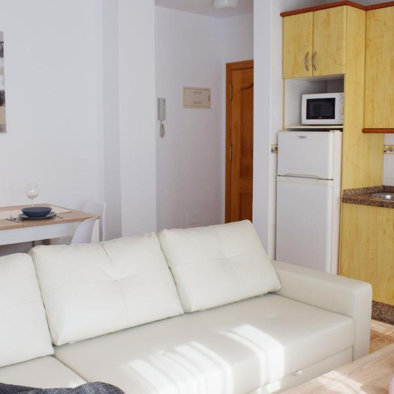 CARABEO (Pza. Clara Campoamor) - Apartamento de 2 dormitorios - 8