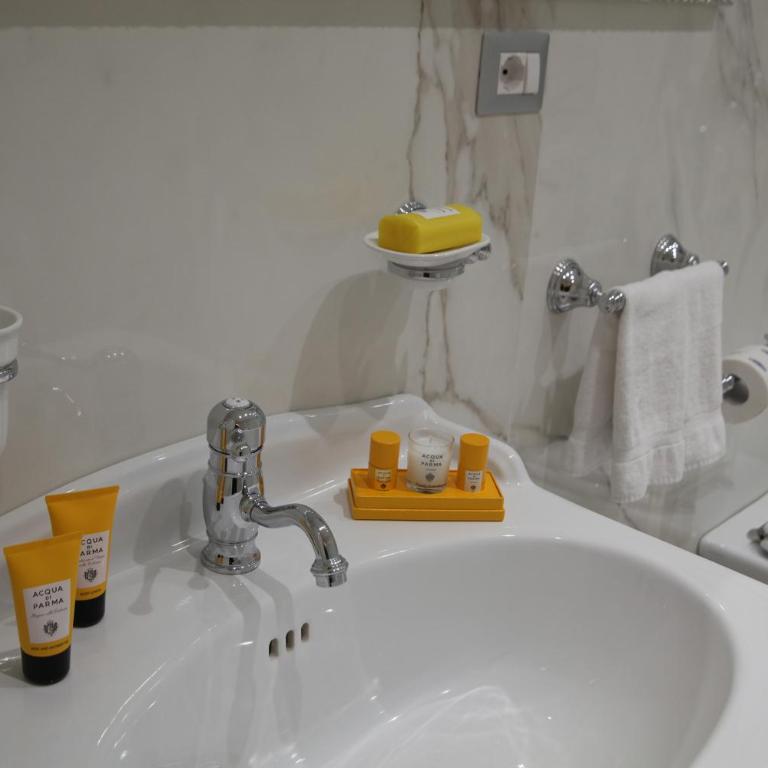 Maison Tritone - Deluxe Triple Room - 21