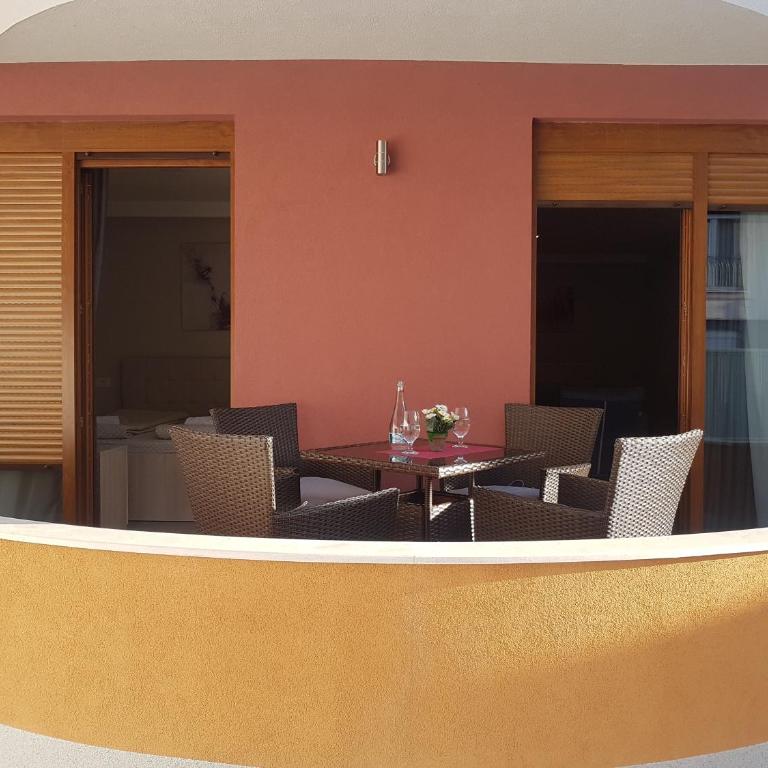 Apartments Solis - Apartment with Balcony - 2