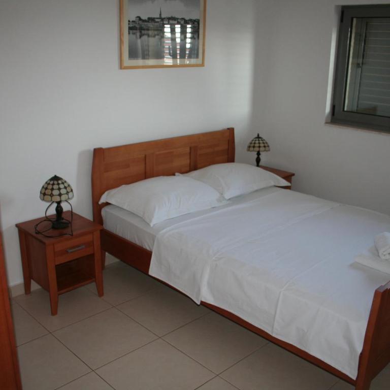 Apartments Bečići Sunset - One-Bedroom Apartment - 16