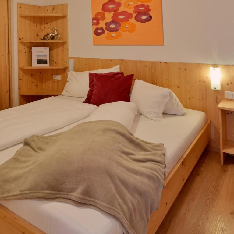 Apartment Haus am See - Apartment mit 2 Schlafzimmern und Balkon - 10