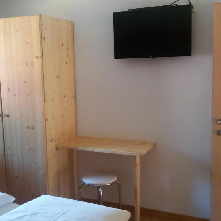 Apartment Haus am See - Apartment mit 2 Schlafzimmern und Balkon - 4