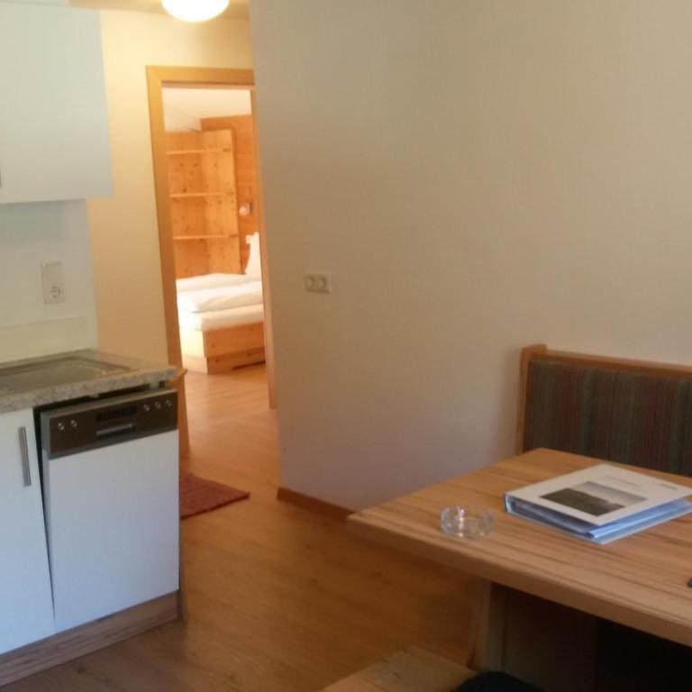Apartment Haus am See - Apartment mit 2 Schlafzimmern und Balkon - 2