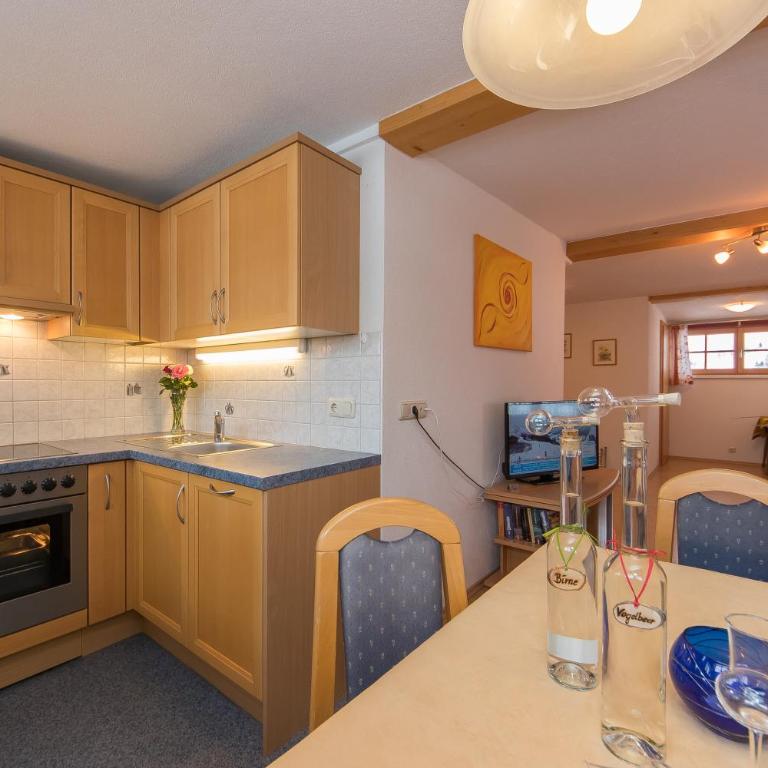 Haus Schwab - Apartment mit Blick auf die Berge - 7