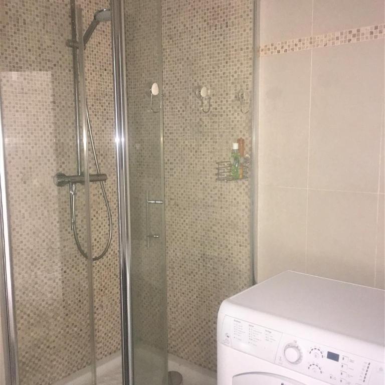 Appartement de 1 à 6 personnes Beaulieu sur mer, climatisé, proche Nice et Monaco tout confort 2 chambres - Appartement 2 Chambres - 11