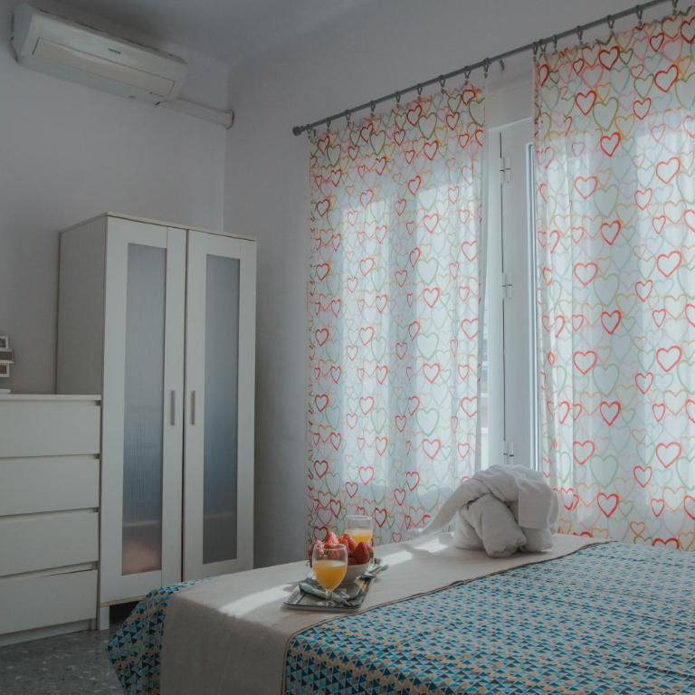 Ático con terraza y vistas - Two-Bedroom Penthouse Apartment with views to the Alcazaba - 5