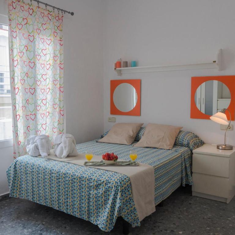 Ático con terraza y vistas - Two-Bedroom Penthouse Apartment with views to the Alcazaba - 27