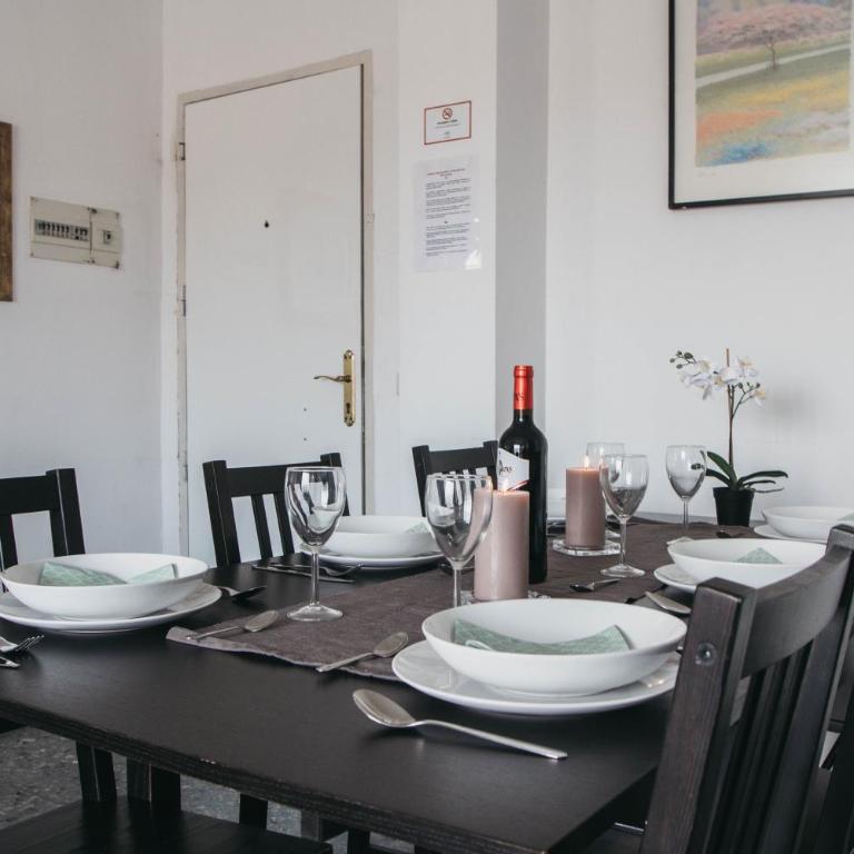 Ático con terraza y vistas - Two-Bedroom Penthouse Apartment with views to the Alcazaba - 15