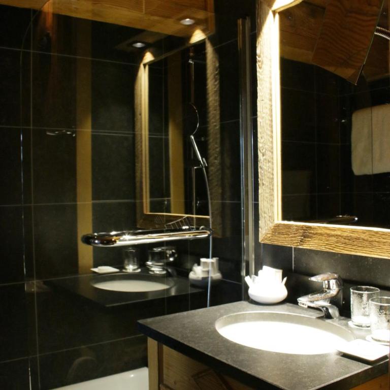 M de Megève - Chambre Double/Lits Jumeaux - 3