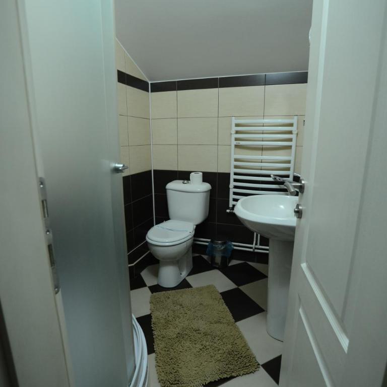 Garni Hotel Kaća - Standard Double Room - 2
