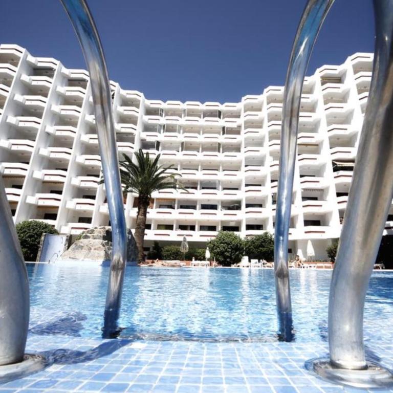 Holiday Apartment - Apartment with Pool View - 10