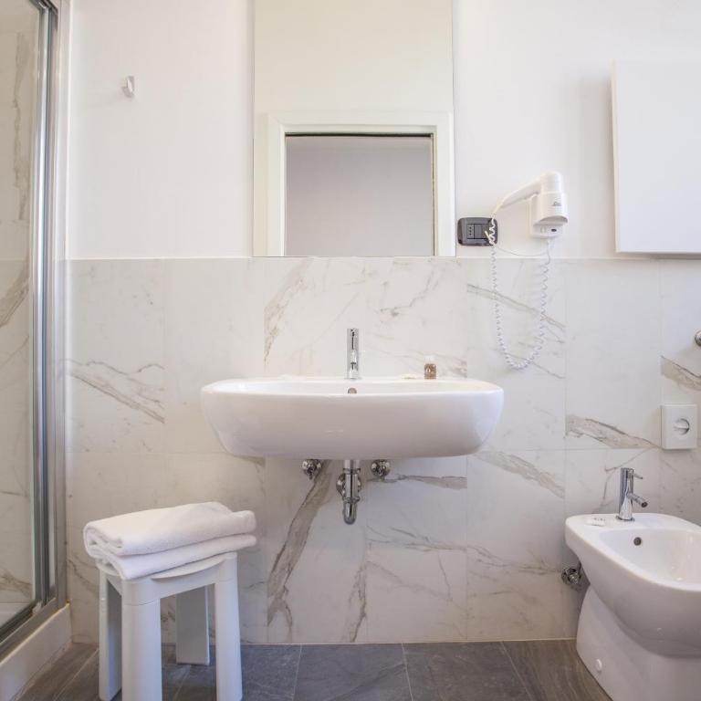 Boutique Hotel Liberty 1904 - Camera Matrimoniale - 6