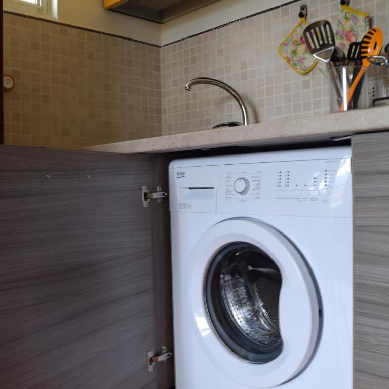 Casa Cavour - Appartamento con 1 Camera da Letto - 18