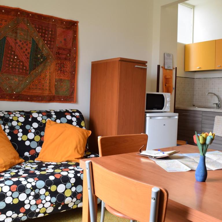 Casa Cavour - Appartamento con 1 Camera da Letto - 13