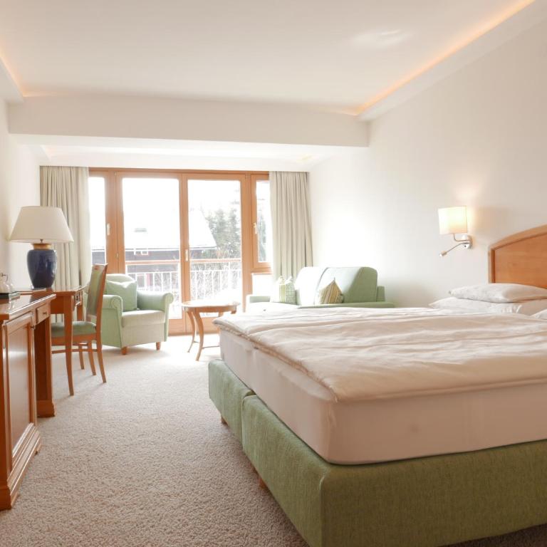 ALPIN- Das Sporthotel, SUMMERCARD included May - September - Standard Familienzimmer - 1