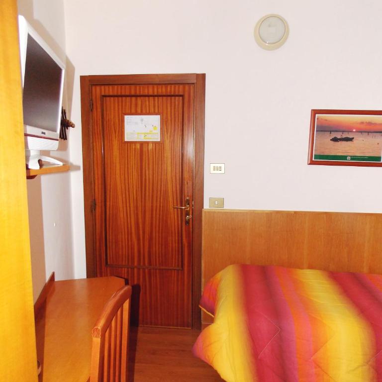Hotel Signa - Camera Singola Economy - 1
