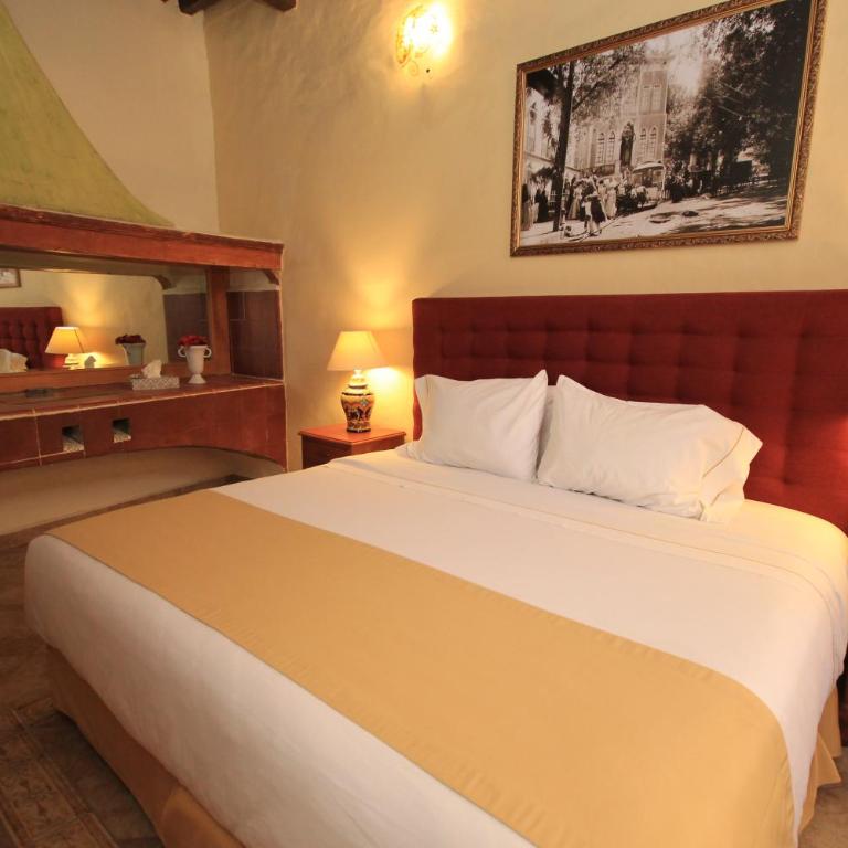 Hotel Boutique Ponciano - Master Suite with Two Bedrooms - 2