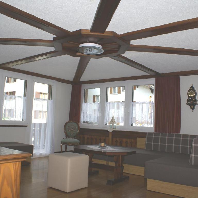 Chalet Alpenrösli - Deluxe Apartment mit 4 Schlafzimmern - 1