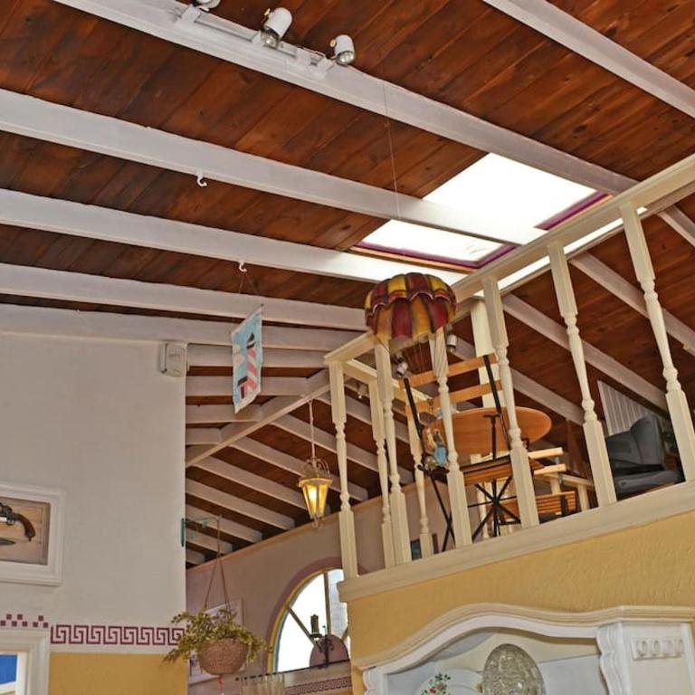 Amazingly Romantic Vacation for Your Honeymoon - Vacation Home - 9