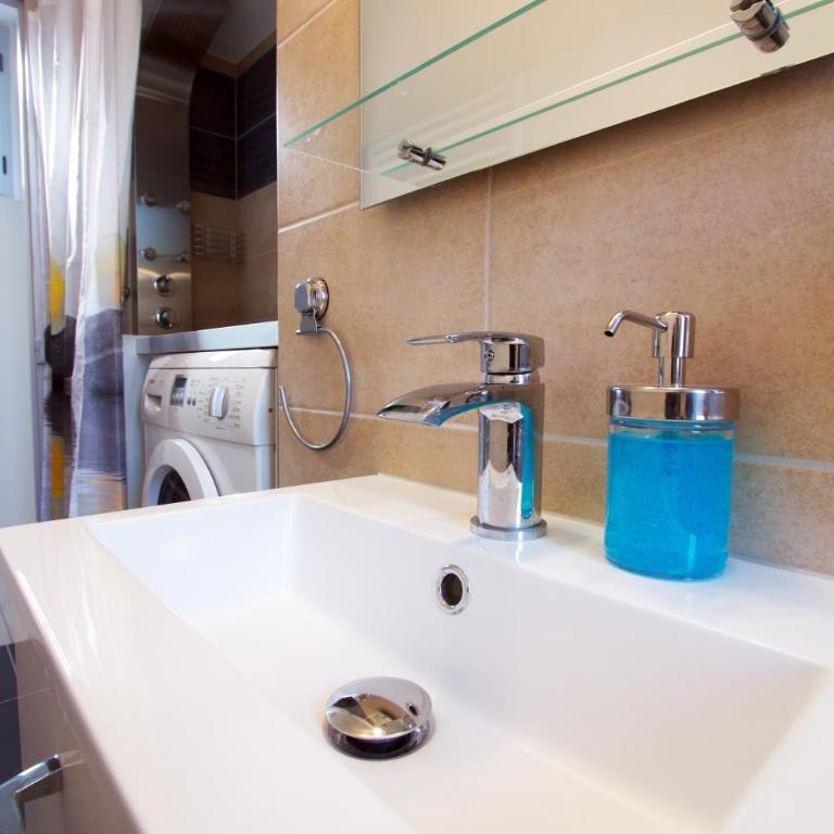 "Le Calypso" by EnjoyNice, 2-bedroom with airco, beach at 3 min - Appartement - 14