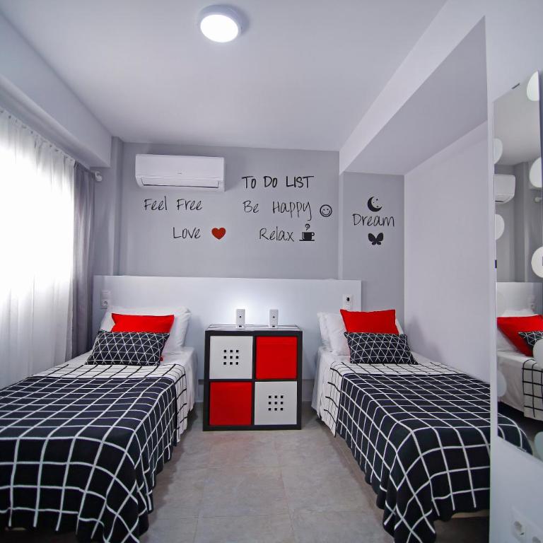 Vella Rosa 2 - Two-Bedroom Apartment - 9
