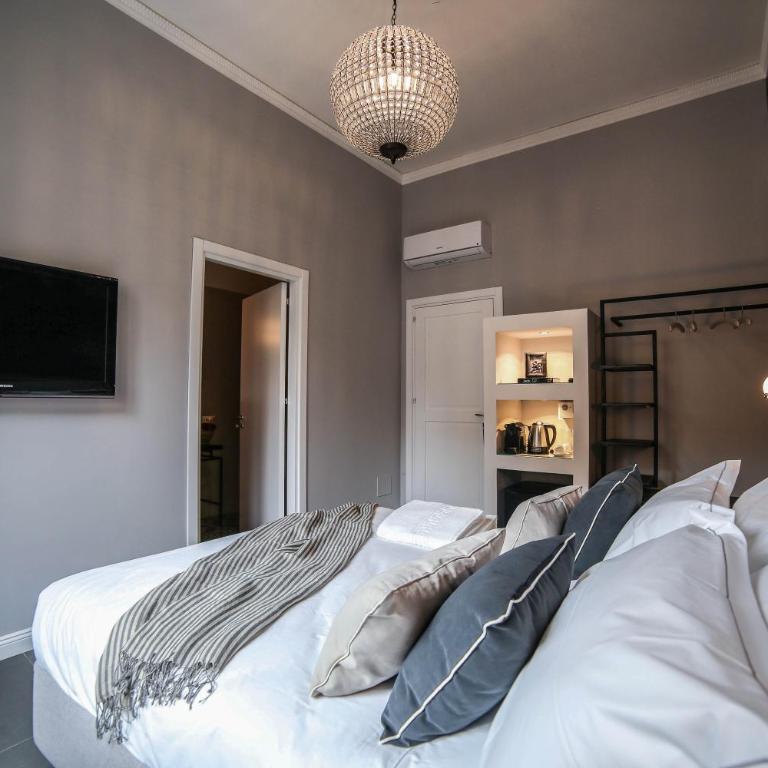 Family Affair Luxury Rooms&Suites - Camera Deluxe - 8