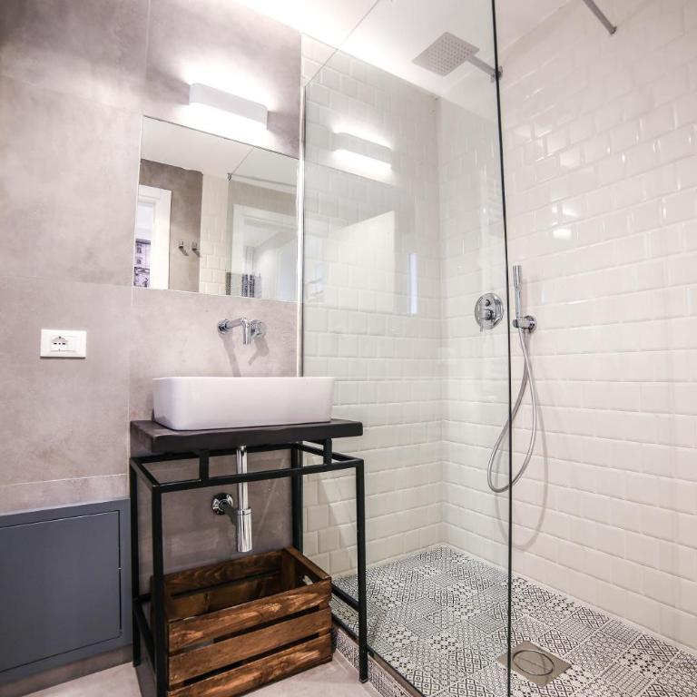 Family Affair Luxury Rooms&Suites - Camera Matrimoniale Piccola - 6