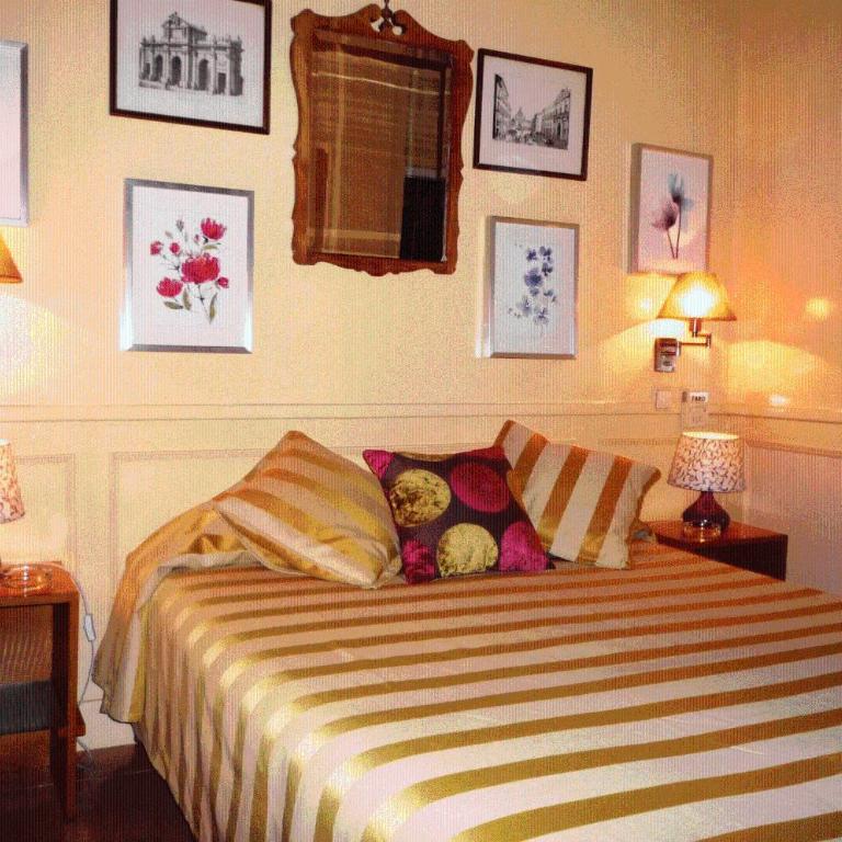 Hostal La Fontana - Double Room - 18