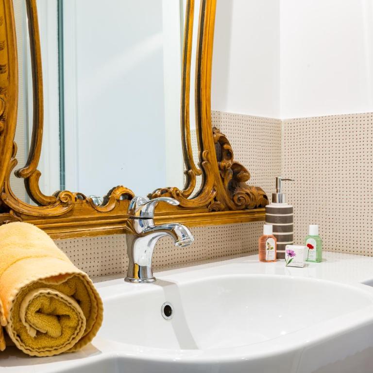 Guest House Poerio88 - Camera Familiare con Bagno - 19