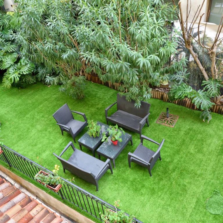 Hotel Capitole - Chambre Double Standard - Vue sur Jardin - 1
