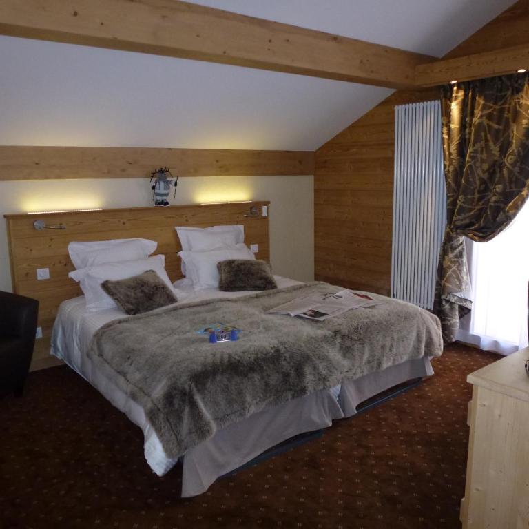 Hôtel Restaurant "Les Sapins" Wellness & Gourmet - Chambre Double avec Balcon - 2