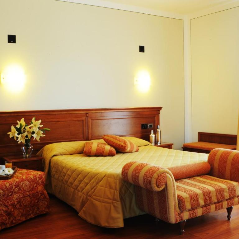 Hotel Panoramic Montepulciano - Camera Superior Matrimoniale/Doppia con Letti Singoli - 14