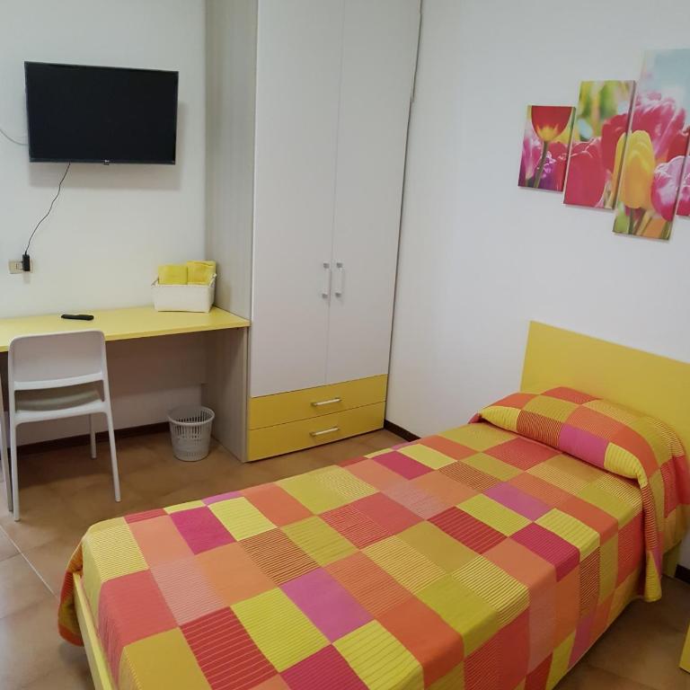 MAYFLOWERS B&B Zona Ospedale Cisanello Pisa - Single Room with Private Bathroom - 3