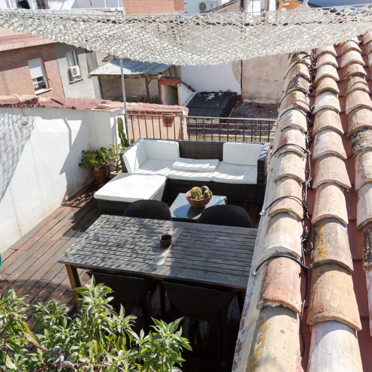 Apartments Downtown Valencia - Penthouse Apartment - 12
