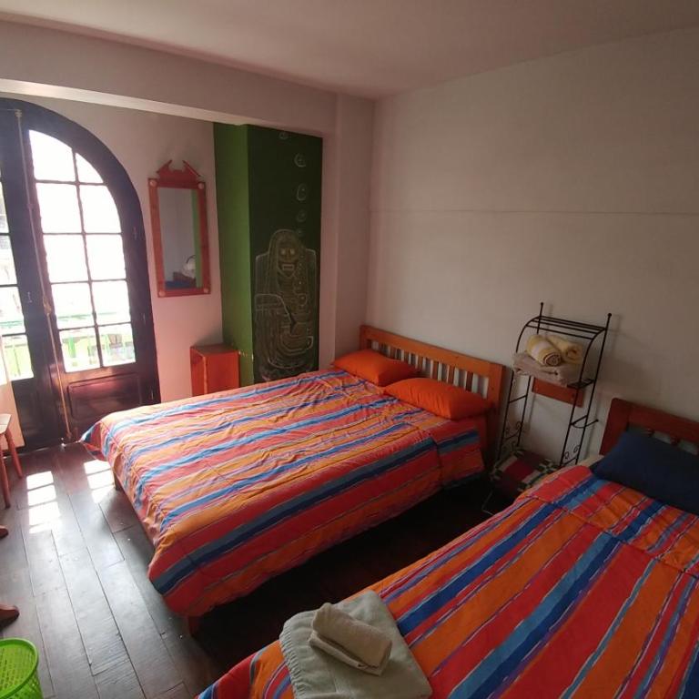 Anata Hostal - Habitación Doble Básica con baño compartido - 2