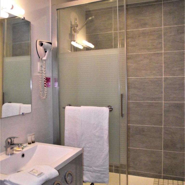 Hotel Mondial - Chambre Double - 5