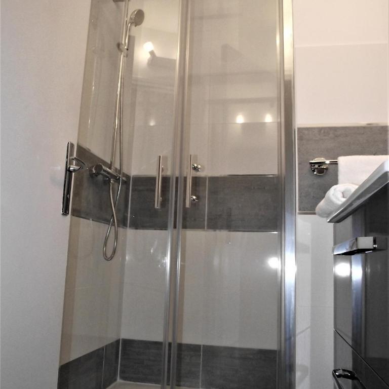 Hotel Mondial - Chambre Simple - 21