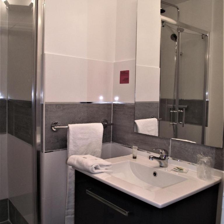 Hotel Mondial - Chambre Simple - 20