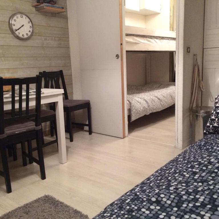 Superbe appart 4/5p balcon plein sud, vue exceptionnelle, retour ski aux pieds - Apartamento - 23