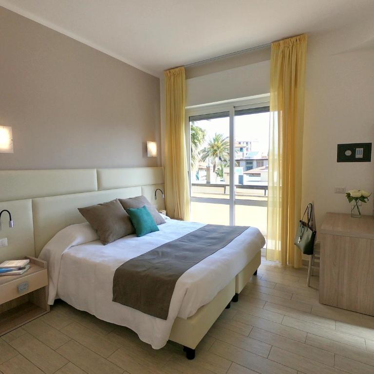 Hotel Residence La Palma - Camera Matrimoniale Superior - 4
