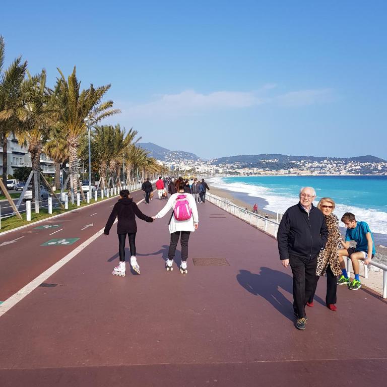 Studette en plein cœur du Vieux Nice - Studio - 50