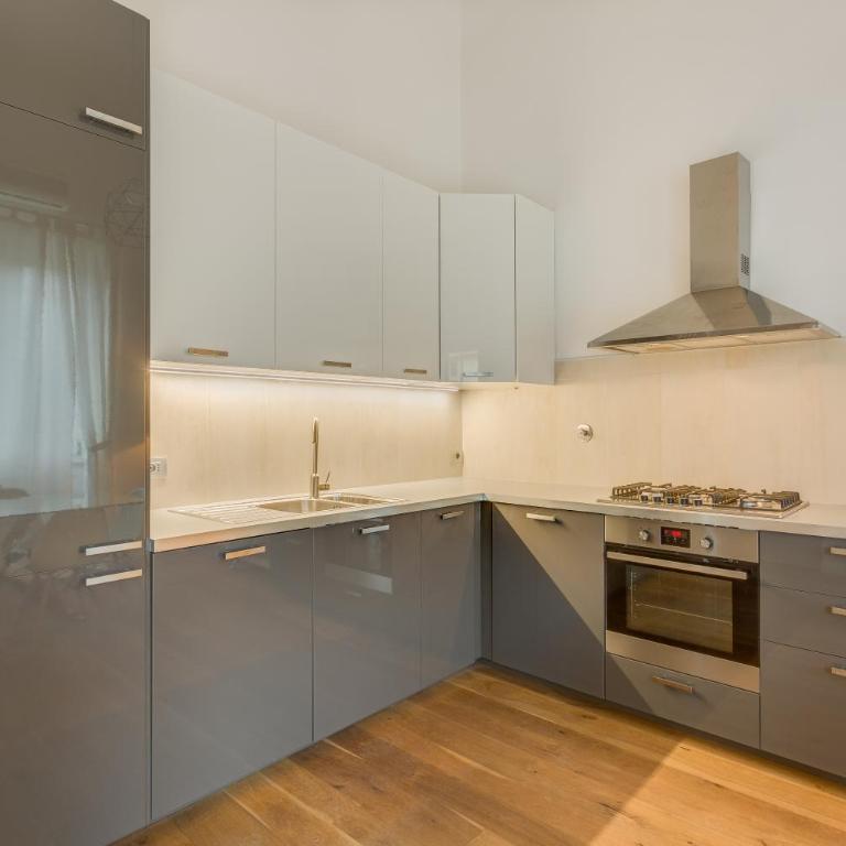 Apartments Florence - Fortezza - Apartment - 4
