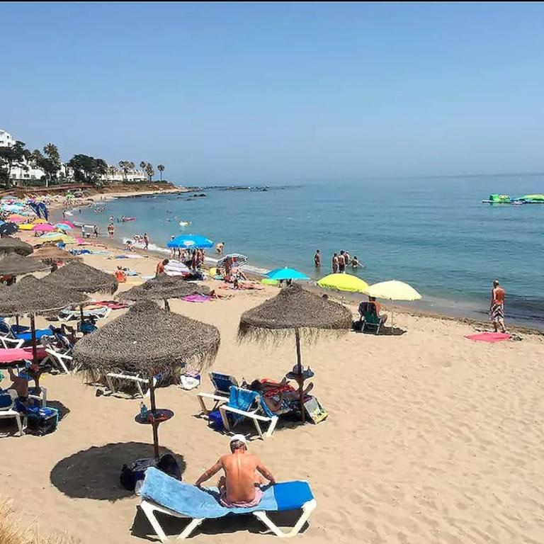 Spacious 3-Room Apartment with Pool - Riviera del Sol - Apartamento - 7