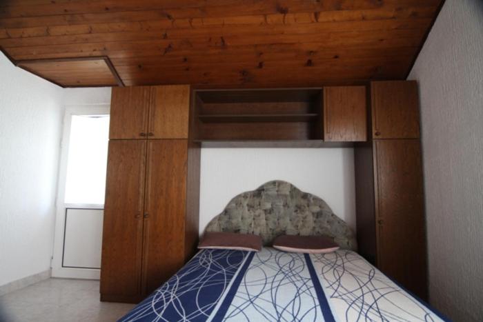 Apartments Roza - Studio Apartment with Sea View - 7