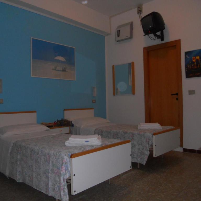 Hotel Pigalle - Camera Quadrupla - 4
