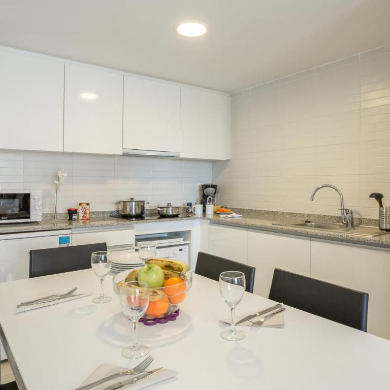 Pierre & Vacances Benidorm Levante - Adults Recommended - Two-Bedroom Apartment (2-6) - 8