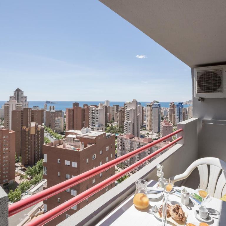 Pierre & Vacances Benidorm Levante - Adults Recommended - One-Bedroom Apartment (2-4) - 3