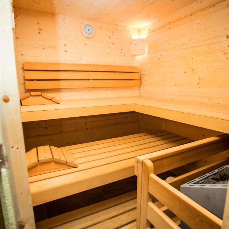 Bergbauernhof Familienparadies Oberhasenberghof - Appartement avec Balcon - 16