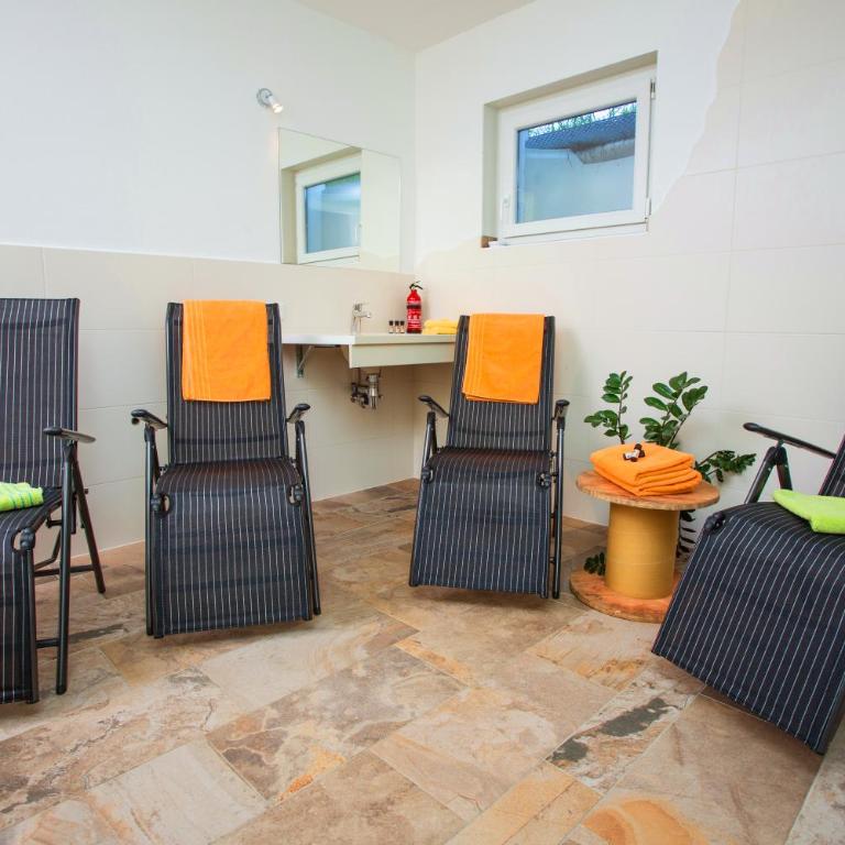 Bergbauernhof Familienparadies Oberhasenberghof - Appartement avec Balcon - 7